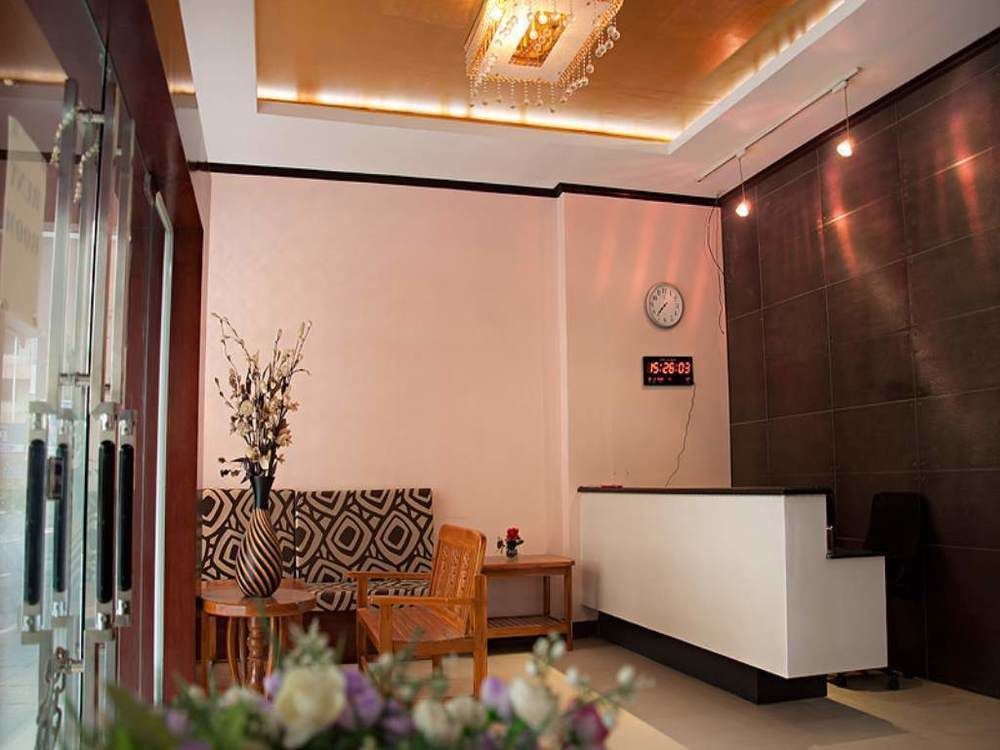 Le Platinum Inn Bangkok Exterior photo